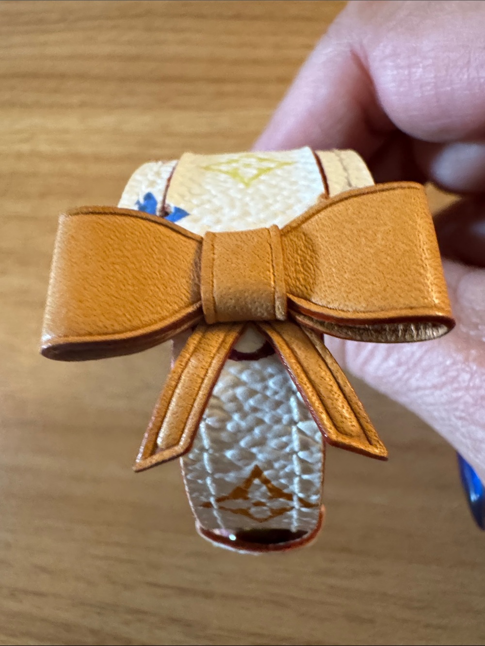 Louis Vuitton Monogram Bracelet Porte Adress Bracelet - Picture 4 of 8